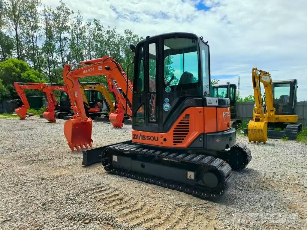 Hitachi ZX 50 U-2 حفارات صغيرة أقل من 7 طن (حفارات صغيرة)