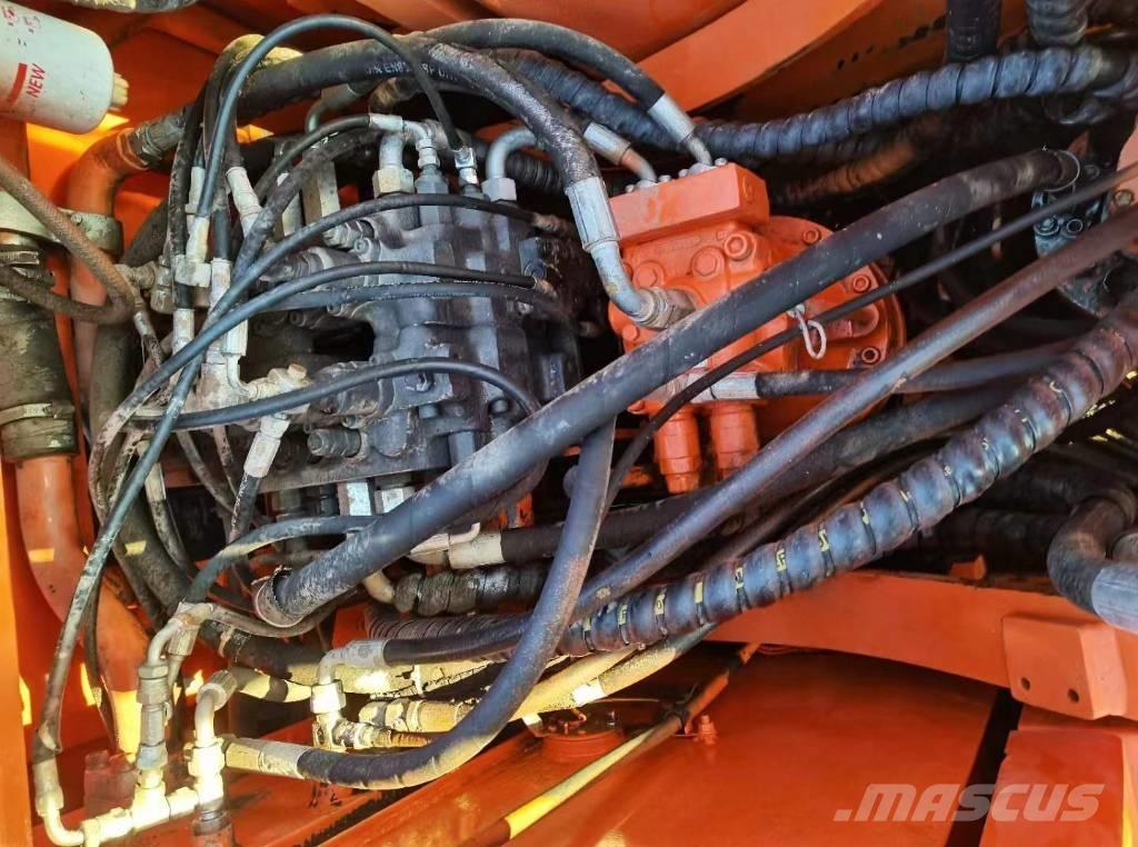 Doosan 150 W-7 حفارات بعجل