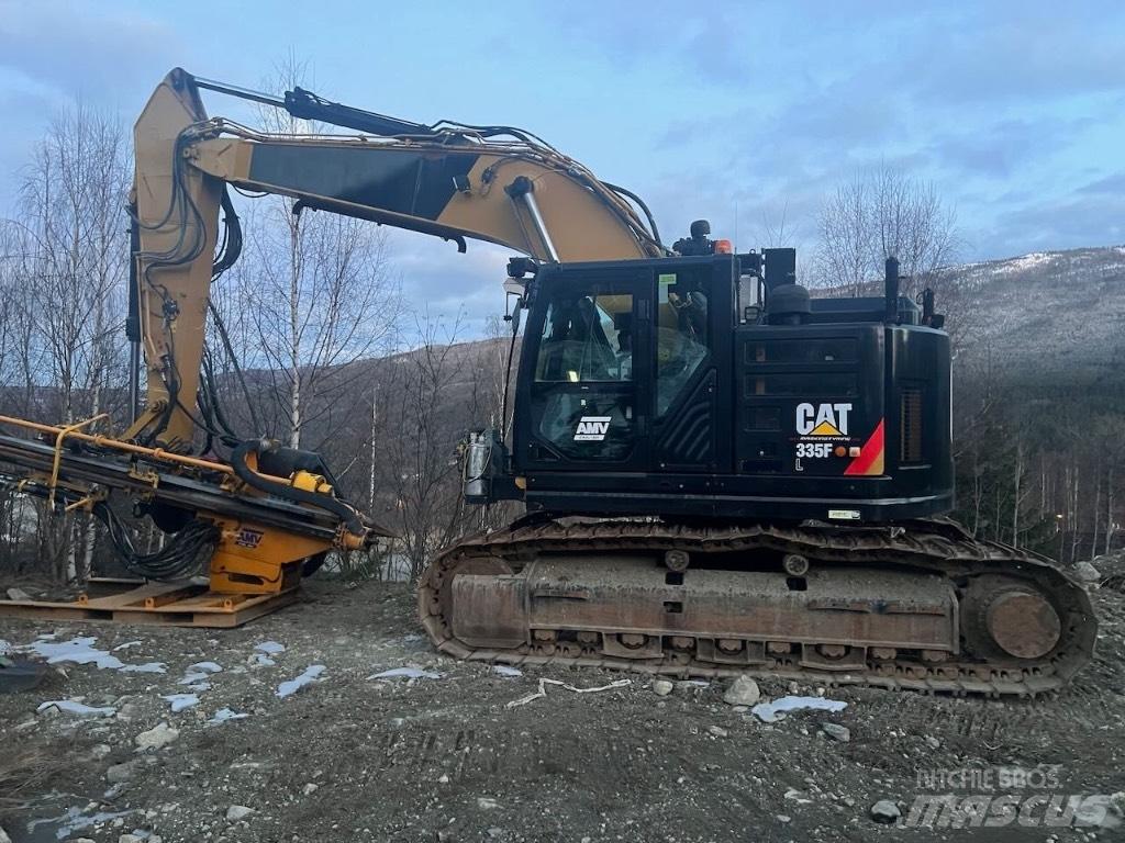 CAT 335 F L CR معدات الثقب السطحي