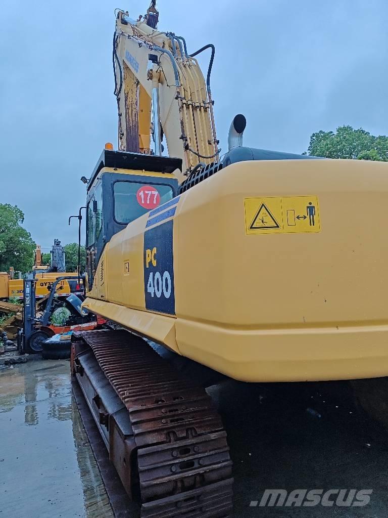Komatsu PC 400-7 حفارات زحافة