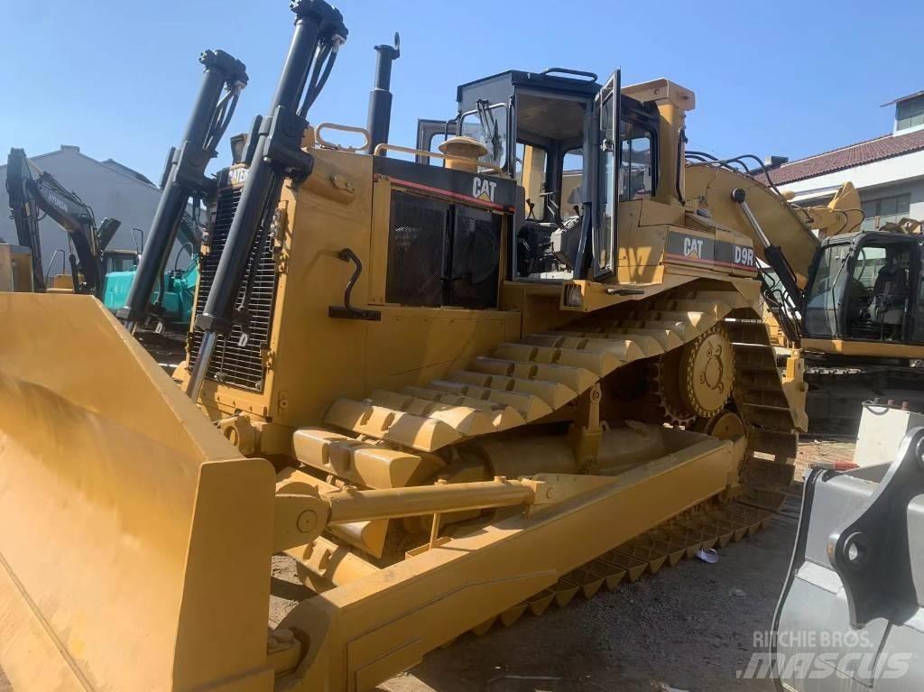 CAT D9R بلدوزرات مجنزرة