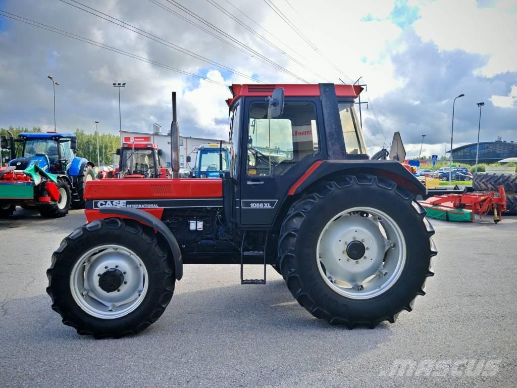 Case IH 1056 XL الجرارات