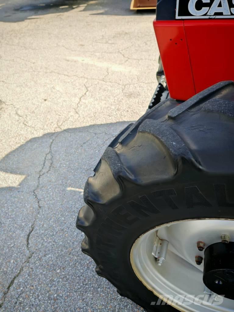 Case IH 1056 XL الجرارات