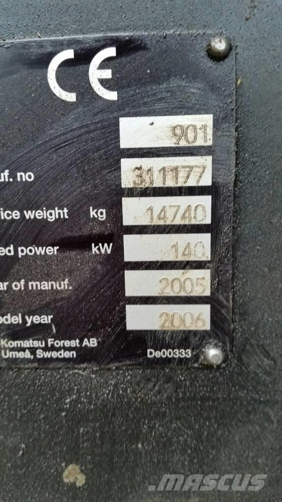 Valmet 901 حصادات