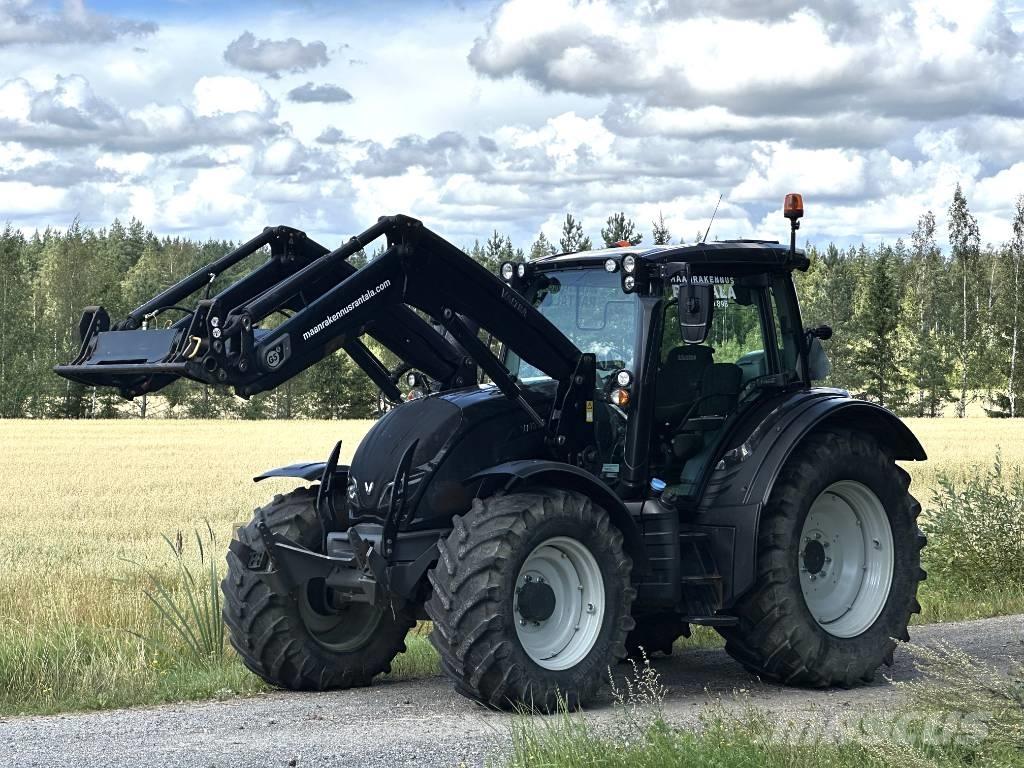 Valtra N 104 الجرارات