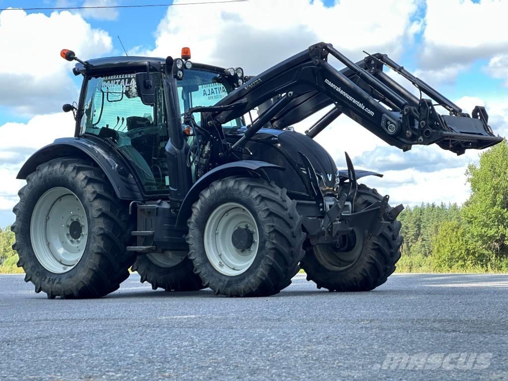 Valtra N 104 الجرارات
