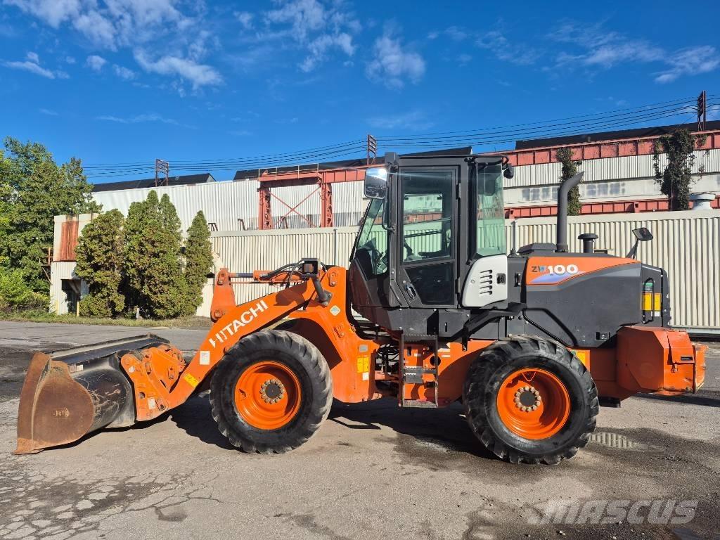 Hitachi ZW 100 لوادر بعجل