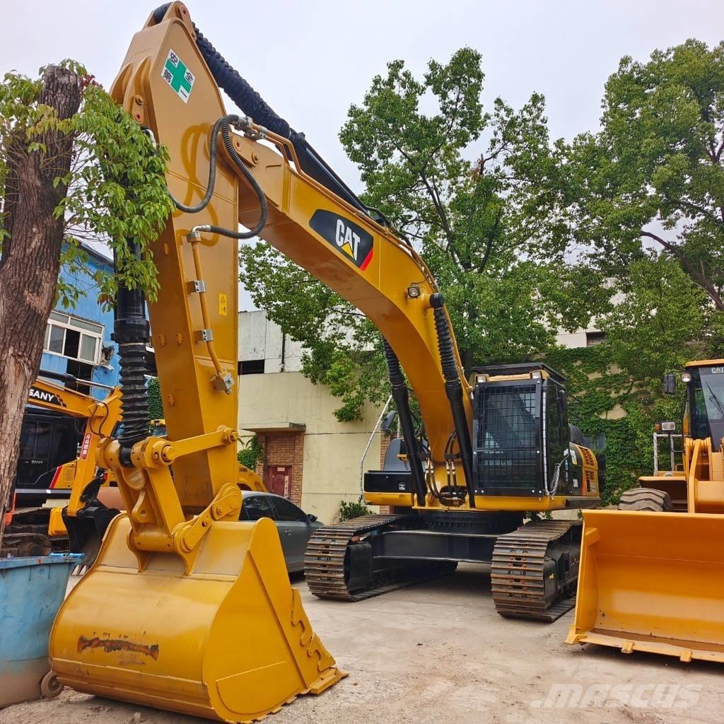 CAT 336 D حفارات زحافة