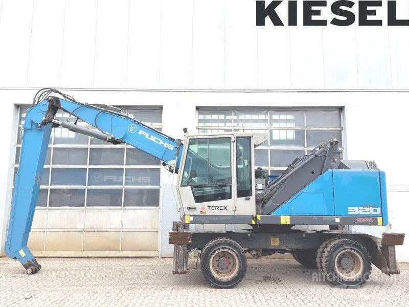Fuchs MHL 320 F مناولات المخلفات / مناولات صناعية