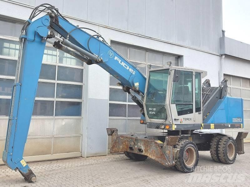 Fuchs MHL 320 F مناولات المخلفات / مناولات صناعية