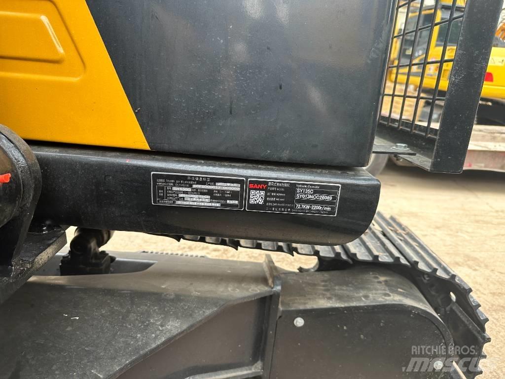 Sany SY 135 C حفارات وسط 7 طن - 12 طن