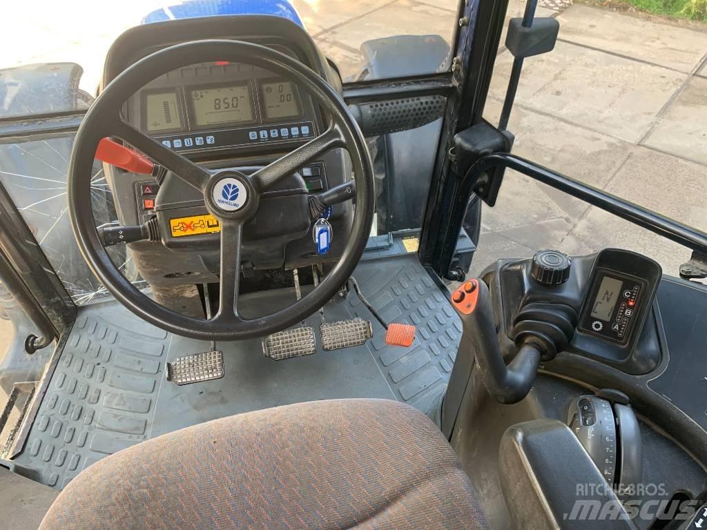 New Holland TM 125 الجرارات