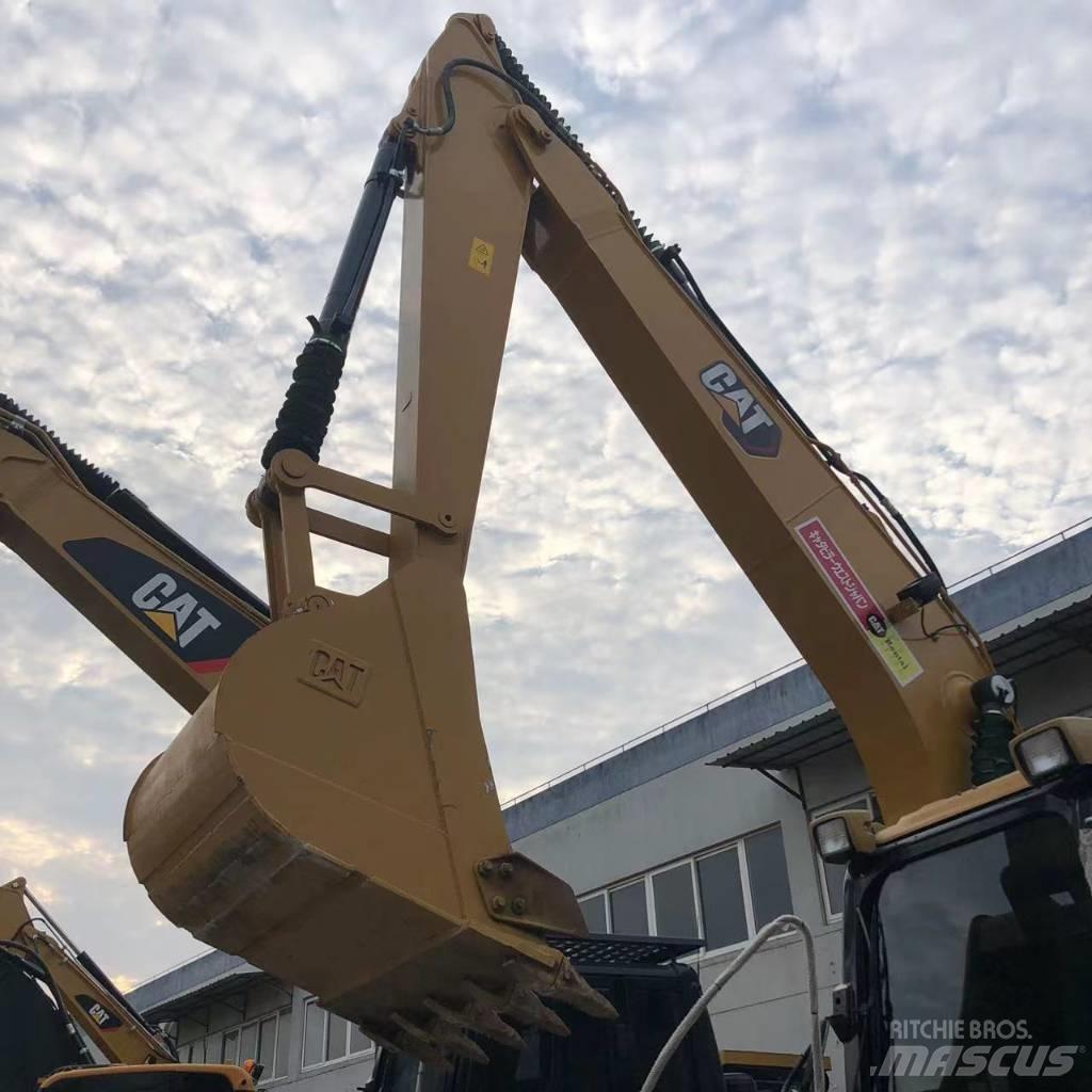 CAT 312 D L حفارات زحافة