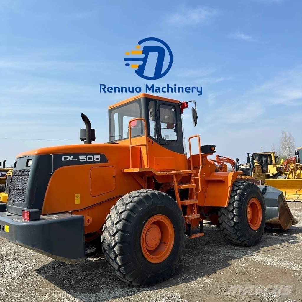 Doosan DL505 لوادر بعجل