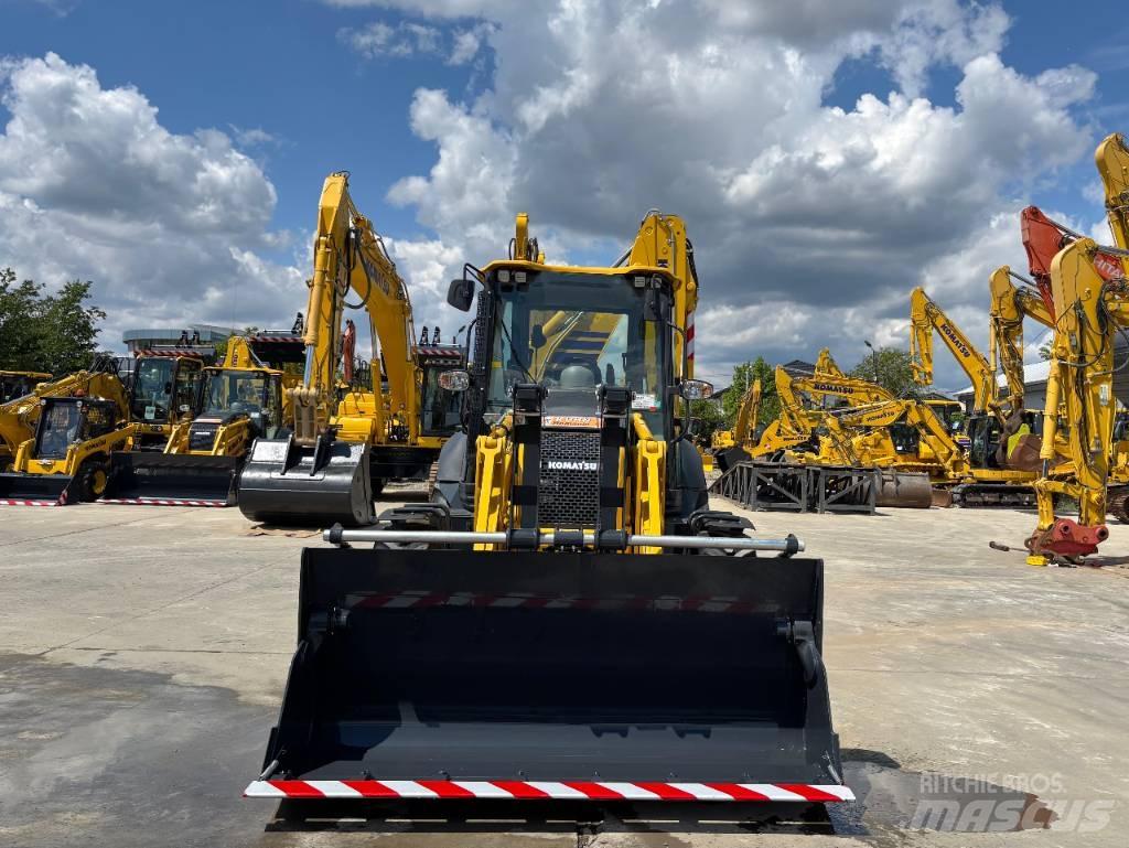 Komatsu WB93R-8E0 لوادر ذات جرافات عكسية