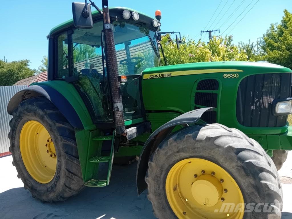 John Deere 6630 الجرارات