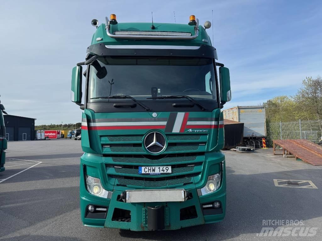 Mercedes-Benz  وحدات الجر