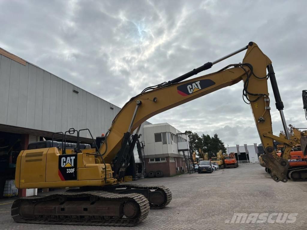 CAT 330FL حفارات زحافة