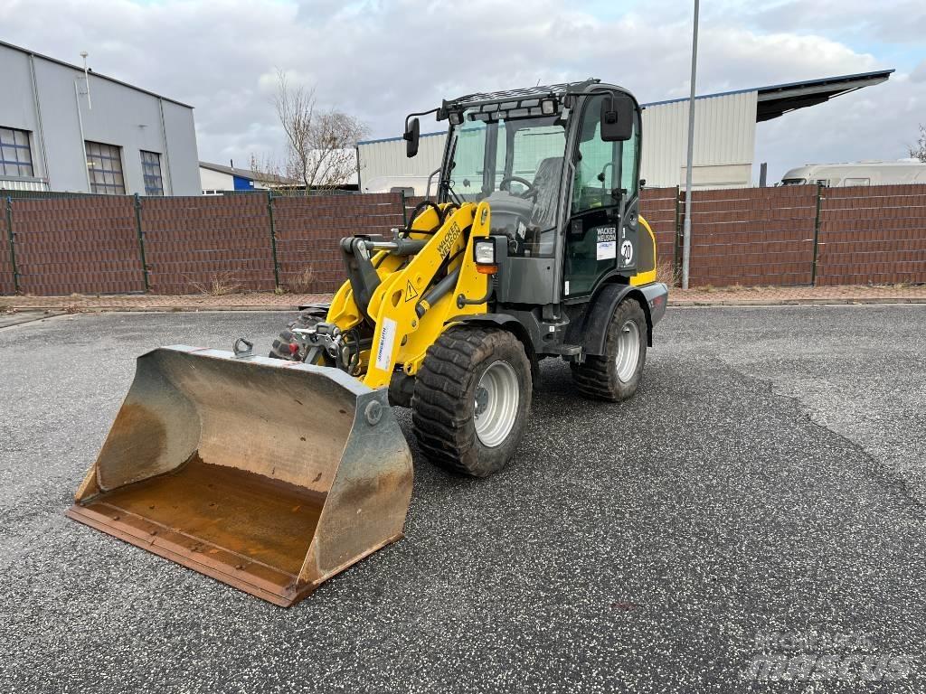 Wacker Neuson WL 38 لوادر بعجل