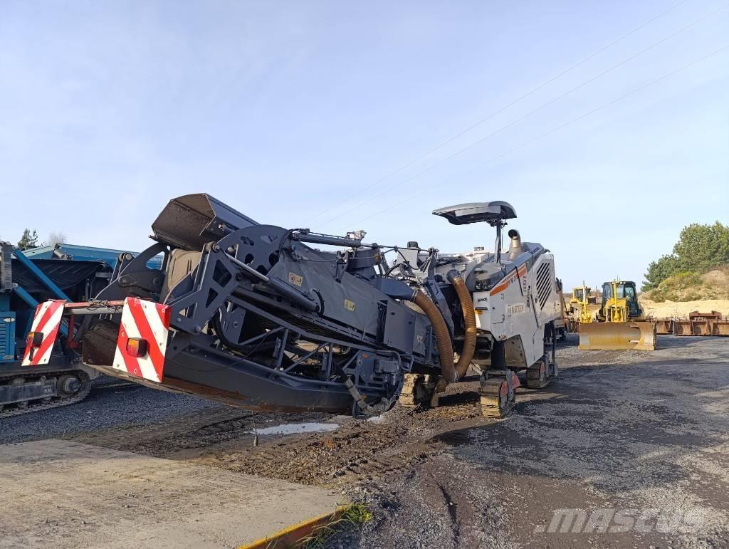 Wirtgen W 100 Fi ماكينات الكشط البارد للأسفلت