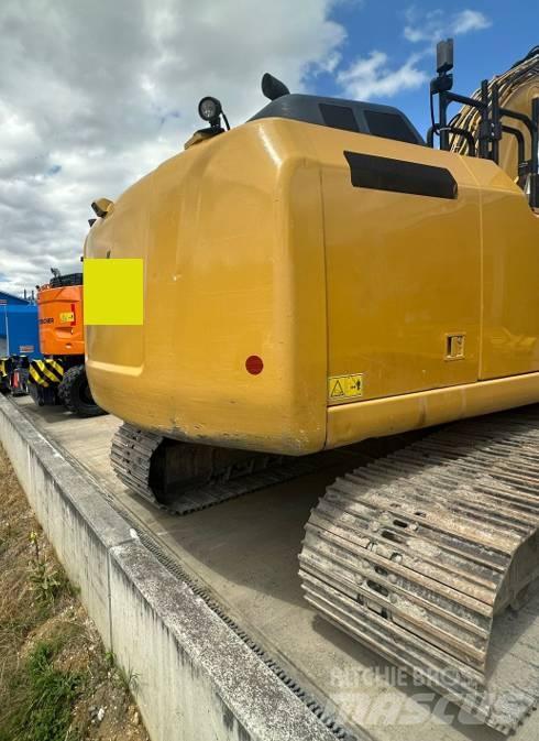 CAT 320 E L حفارات زحافة