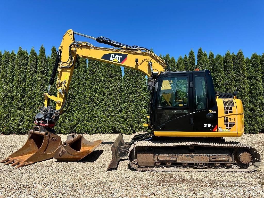 CAT 311 F LRR حفارات زحافة