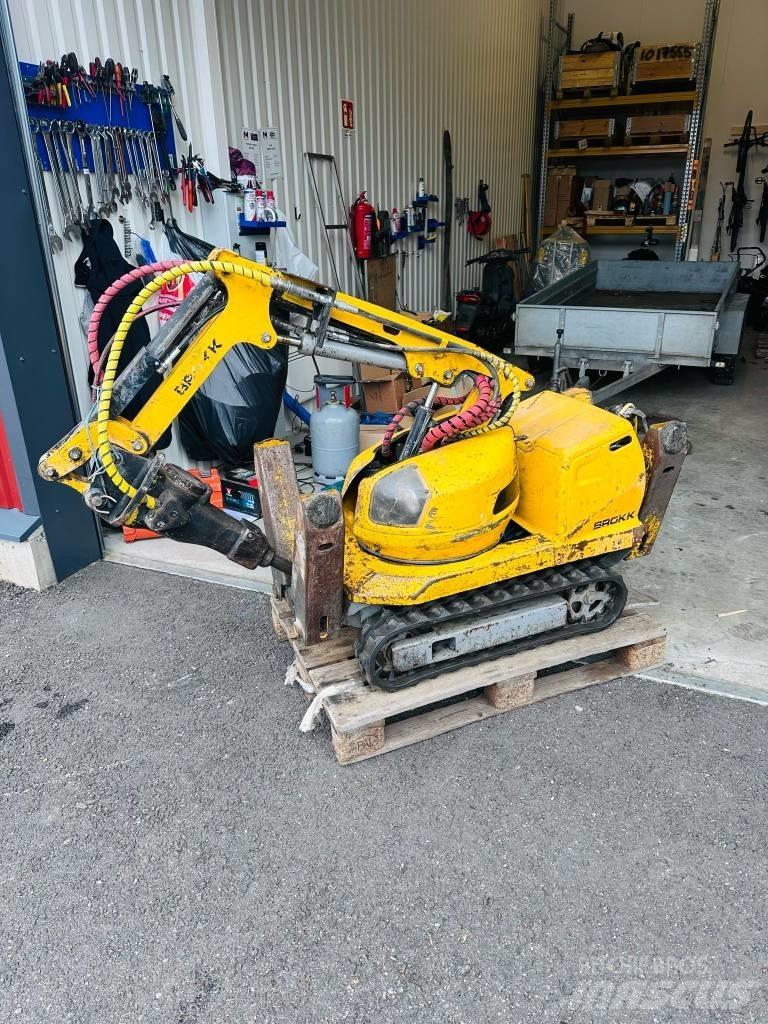 Brokk 60 حفارات هدم