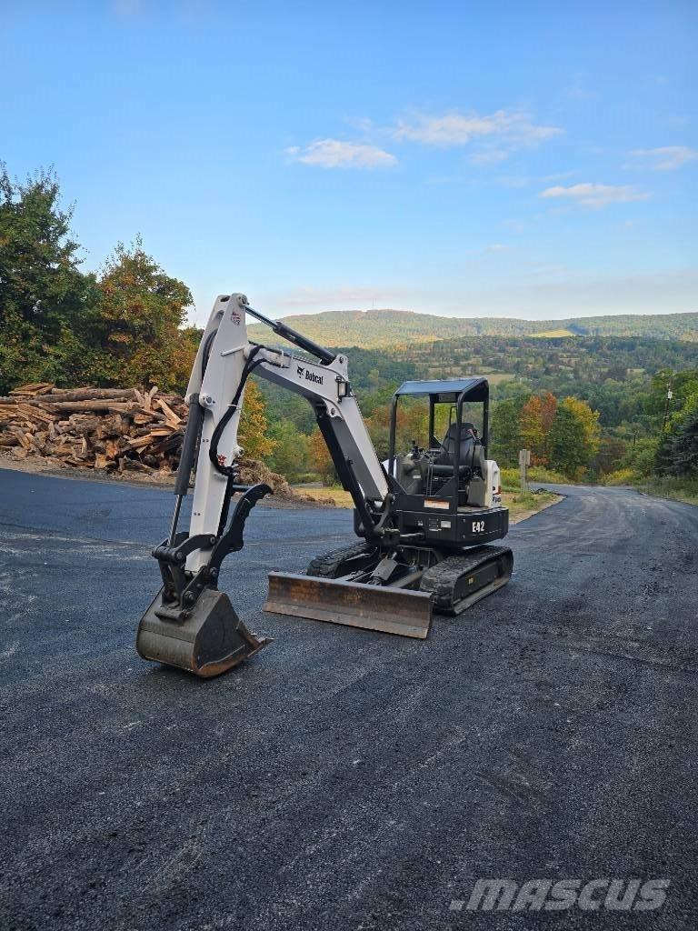 Bobcat E 42 حفارات صغيرة أقل من 7 طن (حفارات صغيرة)