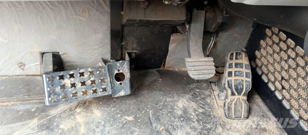 CAT 730 C ساحبات مفصلية