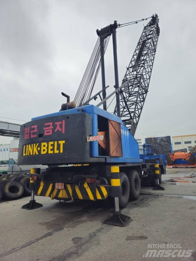 Link-Belt HC238J رافعات صالحة لكل أنواع الطرق