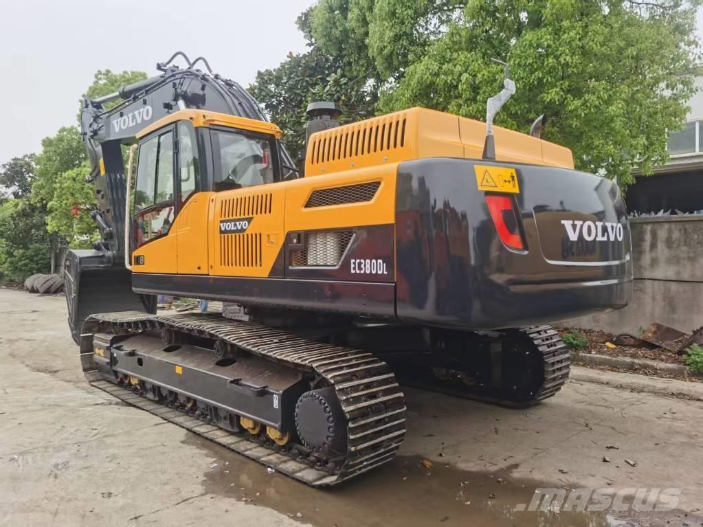 Volvo EC 380 D L حفارات زحافة
