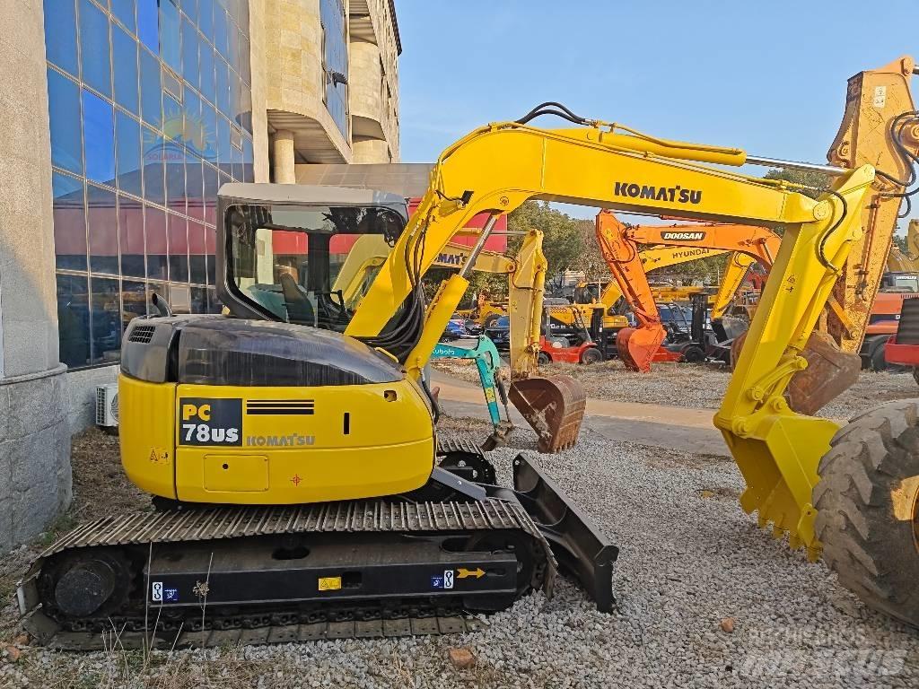 Komatsu PC 78 US-6 حفارات وسط 7 طن - 12 طن