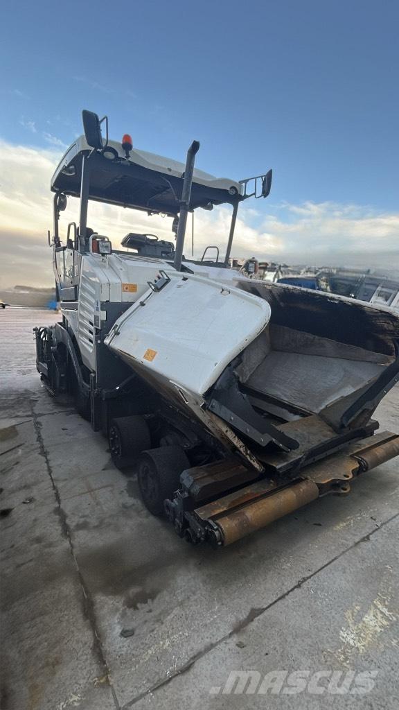 Vögele Super 1803-3i معدات السفلتة