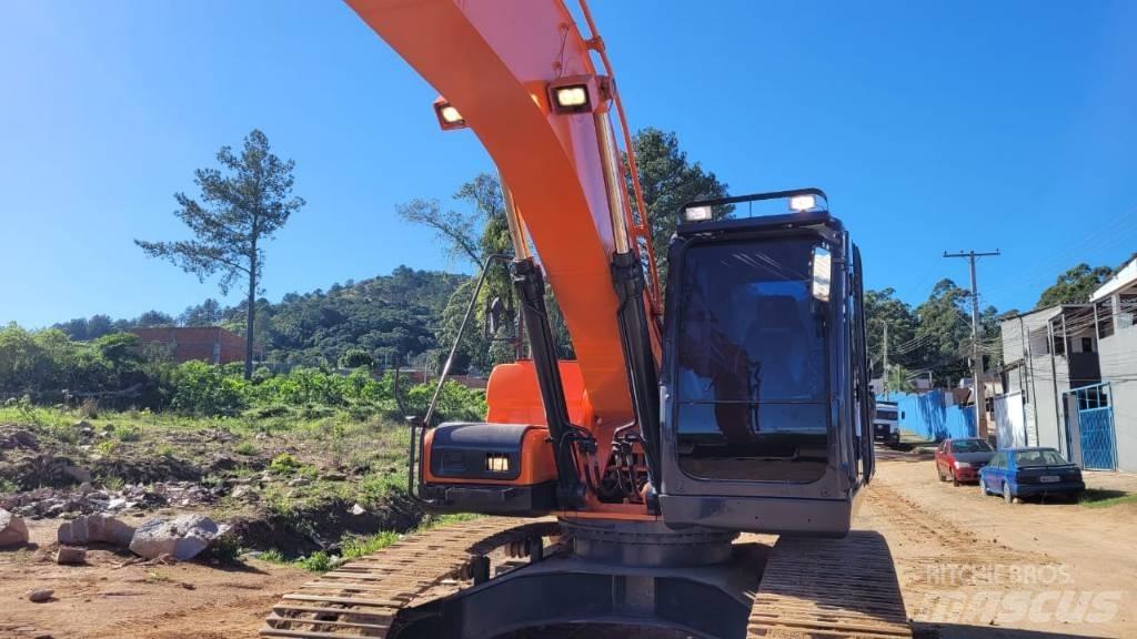 Doosan DX 225 LCA حفارات زحافة