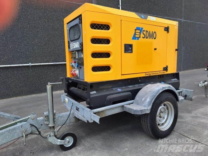 Sdmo R 22 C3 مولدات ديزل