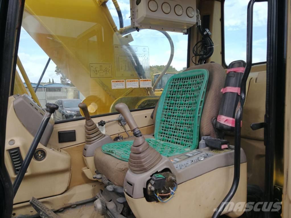 CAT 325 B L حفارات زحافة