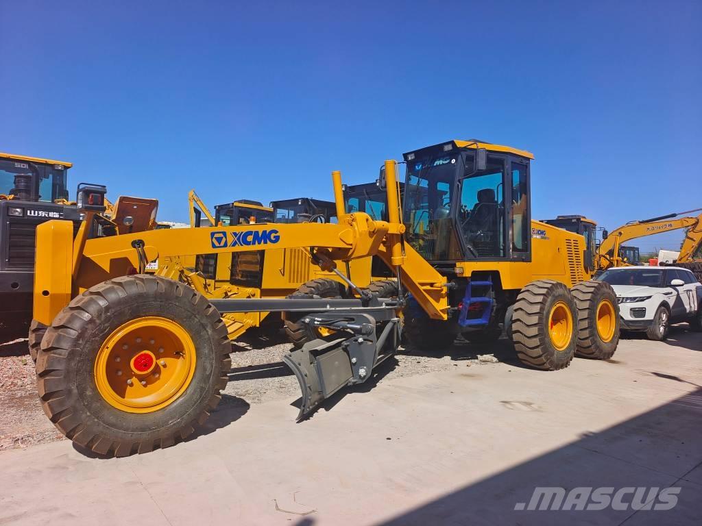 XCMG GR 1803 معدات تمهيد الطرق