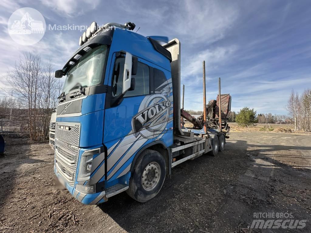 Volvo FH 16 750 شاحنات أشجار