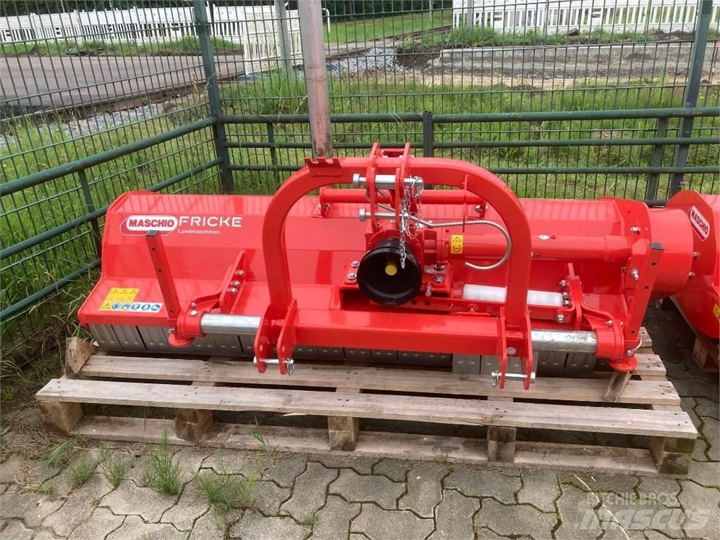 Maschio Brava 200 ماكينات أخرى لتجهيز الأراضي