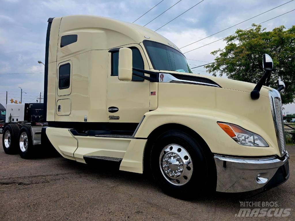 Kenworth T 680 وحدات الجر