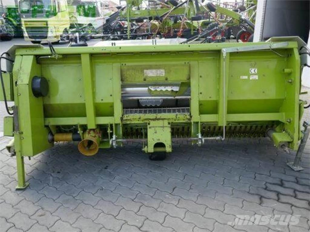 CLAAS jaguar 870 علافات ذاتية الدفع