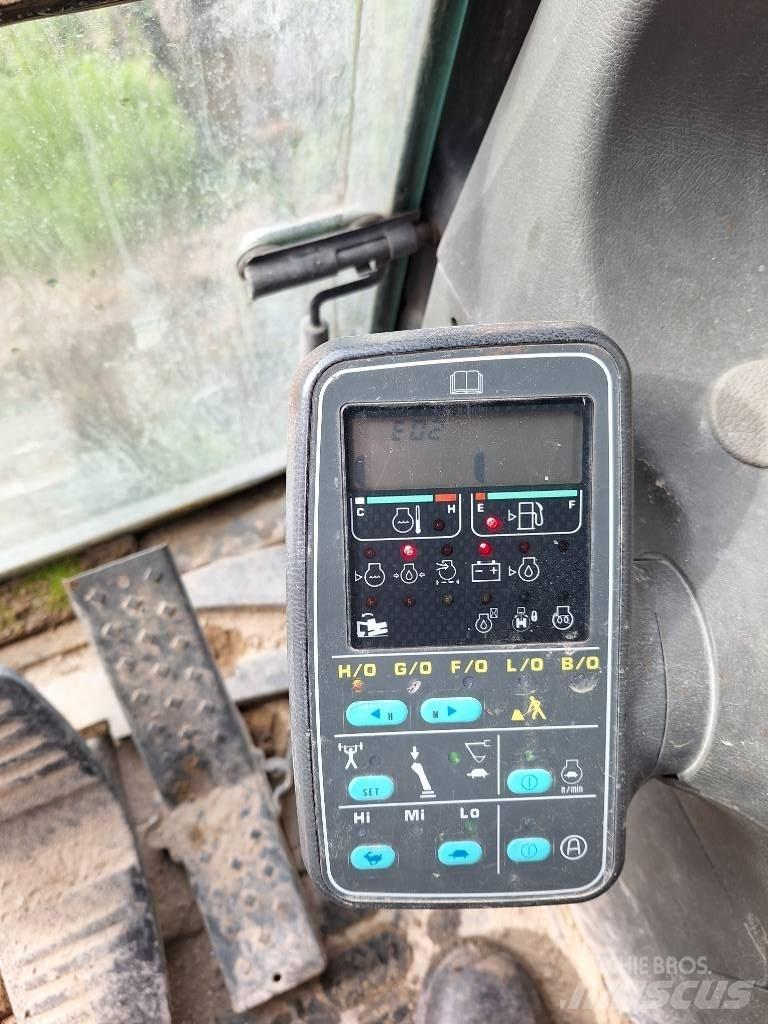 Komatsu PC 160-6K حفارات زحافة