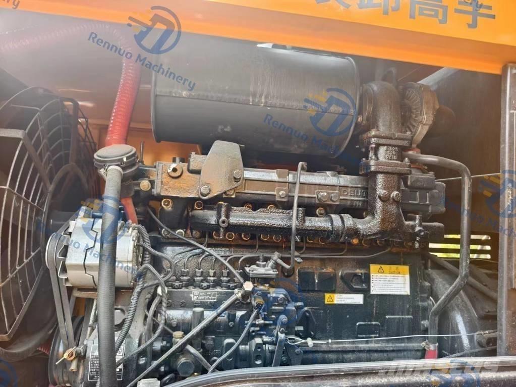 LiuGong CLG 836 لوادر بعجل