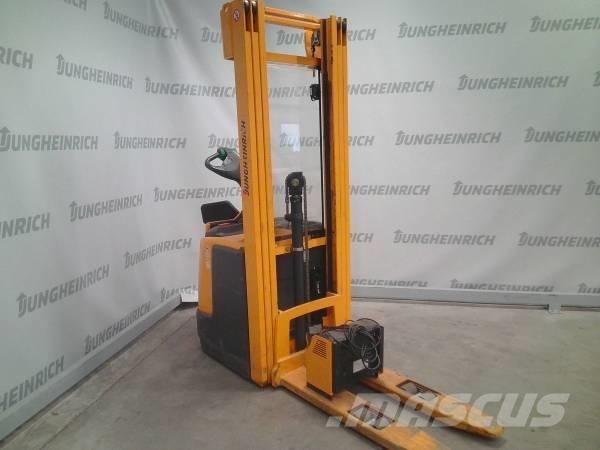 Jungheinrich ERC 214 شاحنات مناولة ذاتية الدفع