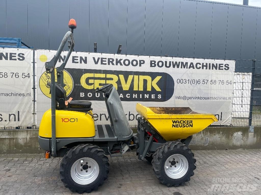 Wacker Neuson 1001 عربات نقل قلابة للمواقع