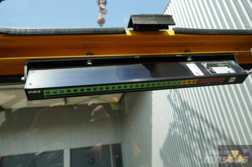 Grove RT700E رافعات الطرق الوعرة