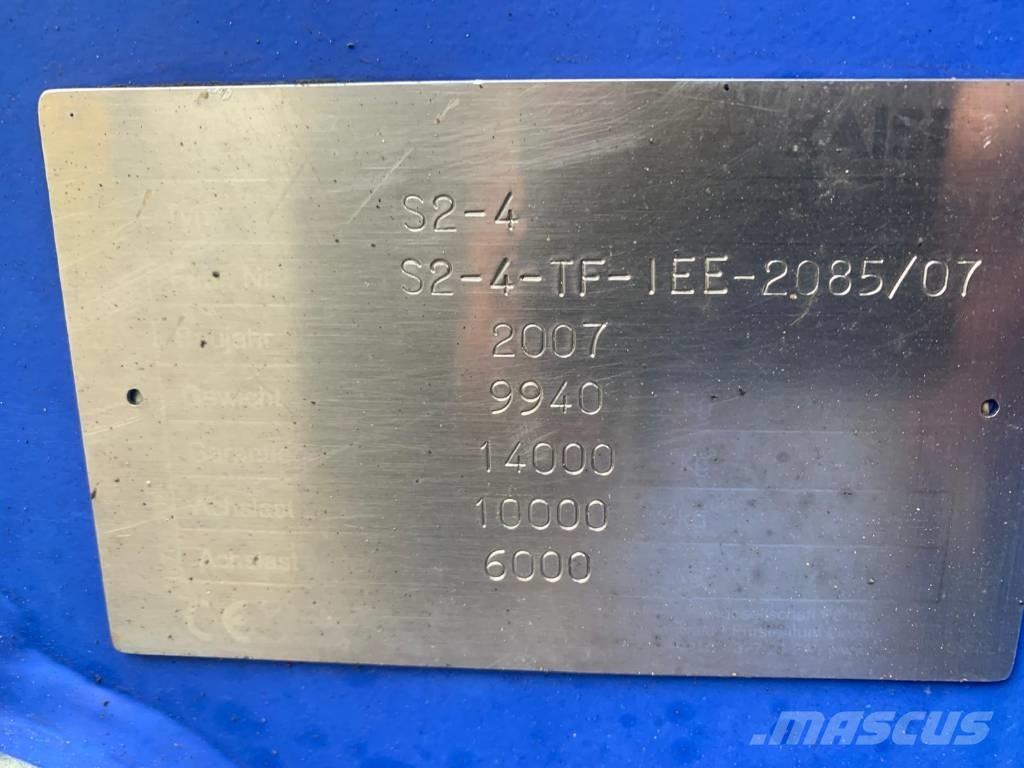 Kaiser S2-4 حفارات بعجل