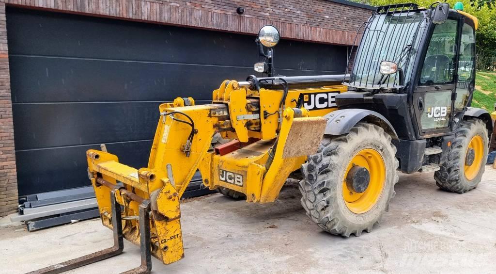 JCB 535-125 Hiviz مناولات متداخلة