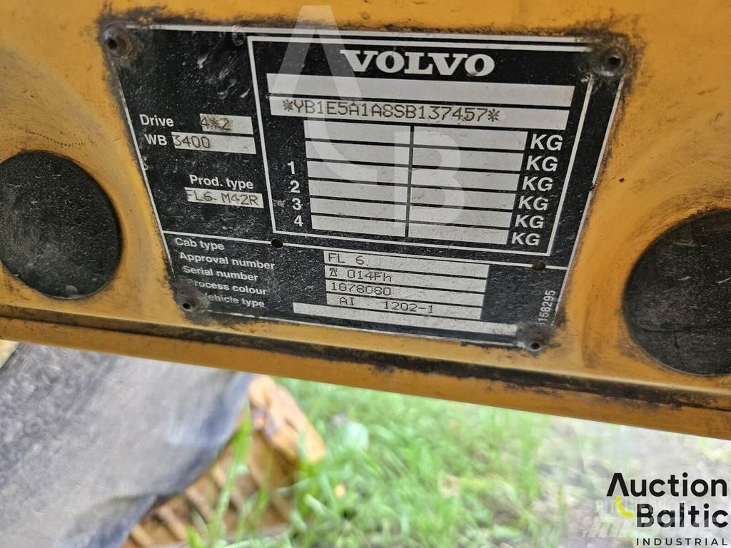 Volvo FL612 شاحنات مسطحة/مفصلية الجوانب