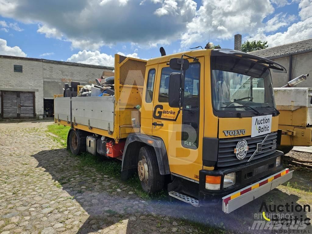Volvo FL612 شاحنات مسطحة/مفصلية الجوانب
